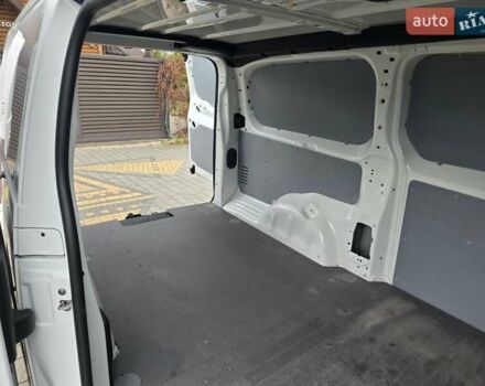 Белый Пежо Эксперт груз.-пасс., объемом двигателя 2 л и пробегом 170 тыс. км за 16499 $, фото 51 на Automoto.ua
