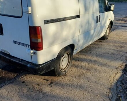 Пежо Эксперт груз.-пасс. 1995 в Первомайск на Automoto.ua Белый Пежо Эксперт груз.-пасс., объемом двигателя 1.9 л и пробегом 430 тыс. км за 1850 $, фото 5 на Automoto.ua
