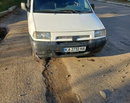 Пежо Эксперт груз.-пасс. 1995 в Первомайск на Automoto.ua Белый Пежо Эксперт груз.-пасс., объемом двигателя 1.9 л и пробегом 430 тыс. км за 1850 $, фото 3 на Automoto.ua