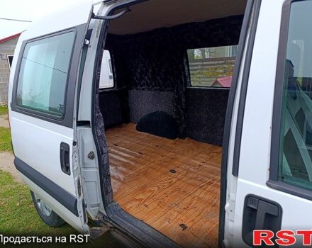 Белый Пежо Эксперт груз.-пасс., объемом двигателя 2 л и пробегом 484 тыс. км за 3800 $, фото 4 на Automoto.ua