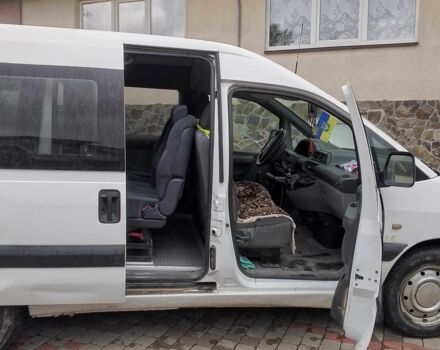 Белый Пежо Эксперт груз.-пасс., объемом двигателя 2 л и пробегом 300 тыс. км за 4500 $, фото 4 на Automoto.ua