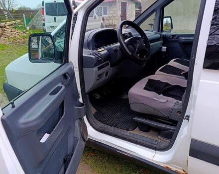 Белый Пежо Эксперт груз.-пасс., объемом двигателя 2 л и пробегом 484 тыс. км за 3800 $, фото 6 на Automoto.ua