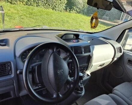 Белый Пежо Эксперт груз.-пасс., объемом двигателя 1.6 л и пробегом 279 тыс. км за 4800 $, фото 5 на Automoto.ua