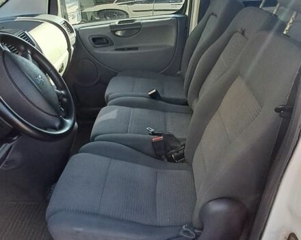 Белый Пежо Эксперт груз.-пасс., объемом двигателя 1.6 л и пробегом 279 тыс. км за 4800 $, фото 6 на Automoto.ua