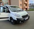 Белый Пежо Эксперт груз.-пасс., объемом двигателя 2 л и пробегом 320 тыс. км за 8500 $, фото 1 на Automoto.ua
