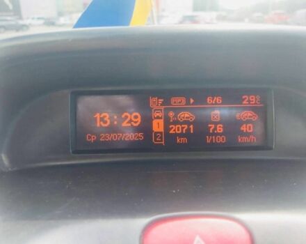 Белый Пежо Эксперт груз.-пасс., объемом двигателя 2 л и пробегом 557 тыс. км за 9150 $, фото 18 на Automoto.ua