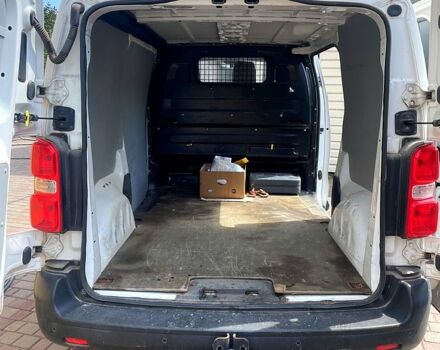 Белый Пежо Эксперт груз.-пасс., объемом двигателя 2 л и пробегом 260 тыс. км за 11800 $, фото 1 на Automoto.ua