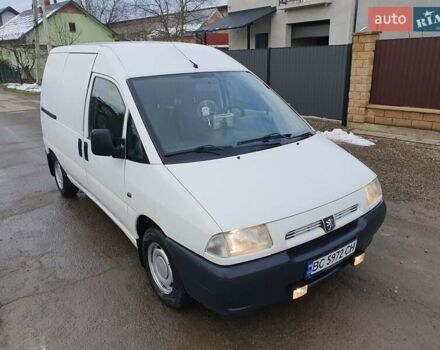 Белый Пежо Эксперт груз.-пасс., объемом двигателя 1.9 л и пробегом 470 тыс. км за 3300 $, фото 1 на Automoto.ua