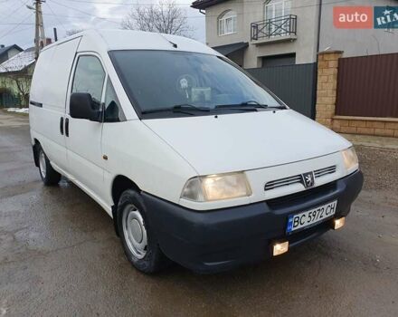 Белый Пежо Эксперт груз.-пасс., объемом двигателя 1.9 л и пробегом 470 тыс. км за 3300 $, фото 2 на Automoto.ua