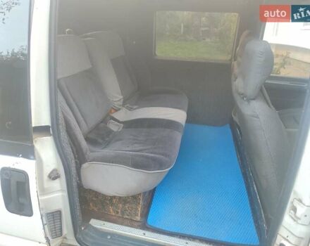 Білий Пежо Експерт вант.-пас., об'ємом двигуна 1.87 л та пробігом 400 тис. км за 3000 $, фото 1 на Automoto.ua