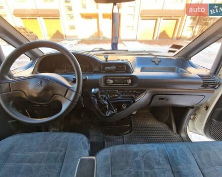 Белый Пежо Эксперт груз.-пасс., объемом двигателя 1.9 л и пробегом 323 тыс. км за 2999 $, фото 11 на Automoto.ua