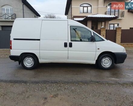 Белый Пежо Эксперт груз.-пасс., объемом двигателя 1.9 л и пробегом 470 тыс. км за 3300 $, фото 4 на Automoto.ua