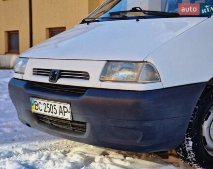 Белый Пежо Эксперт груз.-пасс., объемом двигателя 1.9 л и пробегом 323 тыс. км за 2999 $, фото 27 на Automoto.ua