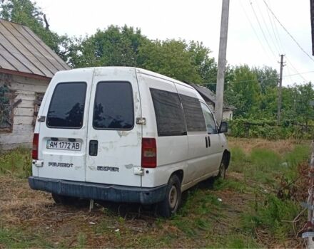 Пежо Эксперт груз.-пасс. 2000 в Коростене на Automoto.ua Белый Пежо Эксперт груз.-пасс., объемом двигателя 0 л и пробегом 472 тыс. км за 1100 $, фото 3 на Automoto.ua