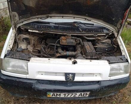 Пежо Эксперт груз.-пасс. 2000 в Коростене на Automoto.ua Белый Пежо Эксперт груз.-пасс., объемом двигателя 0 л и пробегом 472 тыс. км за 1100 $, фото 10 на Automoto.ua