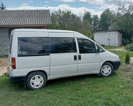 Белый Пежо Эксперт груз.-пасс., объемом двигателя 2 л и пробегом 450 тыс. км за 3300 $, фото 4 на Automoto.ua