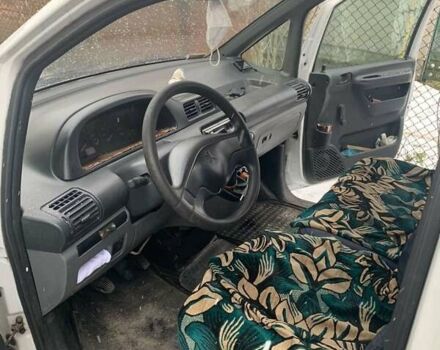 Білий Пежо Експерт вант.-пас., об'ємом двигуна 2 л та пробігом 312 тис. км за 3700 $, фото 4 на Automoto.ua