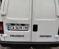 Белый Пежо Эксперт груз.-пасс., объемом двигателя 1.9 л и пробегом 404 тыс. км за 3000 $, фото 12 на Automoto.ua