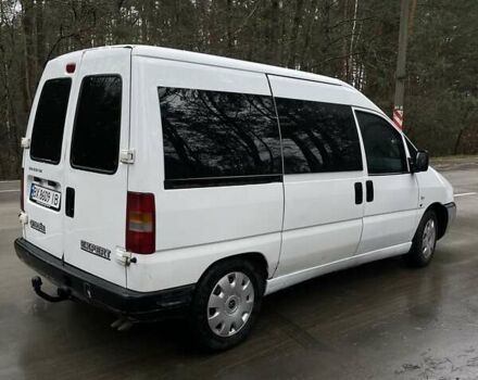 Белый Пежо Эксперт груз.-пасс., объемом двигателя 2 л и пробегом 300 тыс. км за 3500 $, фото 5 на Automoto.ua