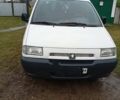 Білий Пежо Експерт вант.-пас., об'ємом двигуна 1 л та пробігом 374 тис. км за 3650 $, фото 1 на Automoto.ua