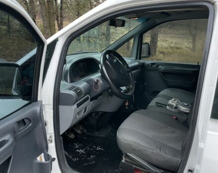 Белый Пежо Эксперт груз.-пасс., объемом двигателя 2 л и пробегом 350 тыс. км за 3500 $, фото 8 на Automoto.ua