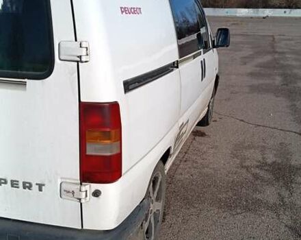 Белый Пежо Эксперт груз.-пасс., объемом двигателя 1.87 л и пробегом 350 тыс. км за 3600 $, фото 3 на Automoto.ua