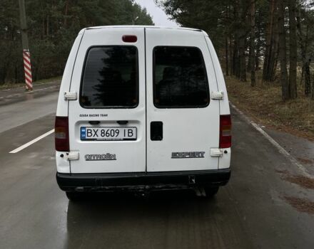 Белый Пежо Эксперт груз.-пасс., объемом двигателя 2 л и пробегом 350 тыс. км за 3500 $, фото 4 на Automoto.ua