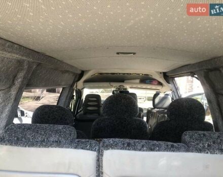 Белый Пежо Эксперт груз.-пасс., объемом двигателя 2 л и пробегом 400 тыс. км за 5100 $, фото 3 на Automoto.ua