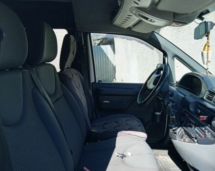 Белый Пежо Эксперт груз.-пасс., объемом двигателя 2 л и пробегом 370 тыс. км за 4063 $, фото 6 на Automoto.ua