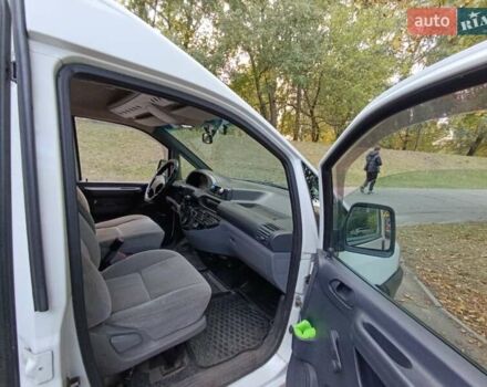 Белый Пежо Эксперт груз.-пасс., объемом двигателя 2 л и пробегом 287 тыс. км за 5400 $, фото 9 на Automoto.ua