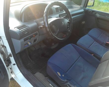 Белый Пежо Эксперт груз.-пасс., объемом двигателя 2 л и пробегом 400 тыс. км за 3400 $, фото 3 на Automoto.ua