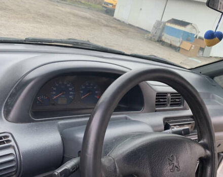 Белый Пежо Эксперт груз.-пасс., объемом двигателя 1.9 л и пробегом 340 тыс. км за 3500 $, фото 11 на Automoto.ua