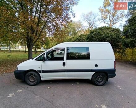 Белый Пежо Эксперт груз.-пасс., объемом двигателя 2 л и пробегом 287 тыс. км за 5400 $, фото 2 на Automoto.ua