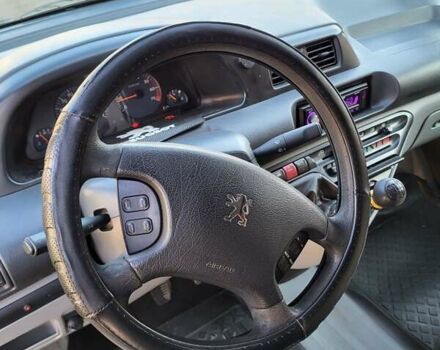 Белый Пежо Эксперт груз.-пасс., объемом двигателя 2 л и пробегом 450 тыс. км за 4300 $, фото 18 на Automoto.ua