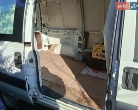 Белый Пежо Эксперт груз.-пасс., объемом двигателя 2 л и пробегом 348 тыс. км за 3400 $, фото 17 на Automoto.ua