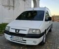 Пежо Эксперт груз.-пасс. 2005 в Кременце на Automoto.ua Белый Пежо Эксперт груз.-пасс., объемом двигателя 2 л и пробегом 370 тыс. км за 4550 $, фото 2 на Automoto.ua