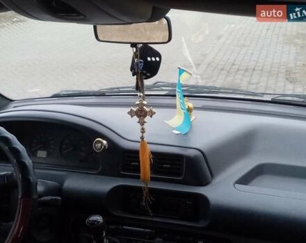 Белый Пежо Эксперт груз.-пасс., объемом двигателя 2 л и пробегом 500 тыс. км за 4350 $, фото 2 на Automoto.ua