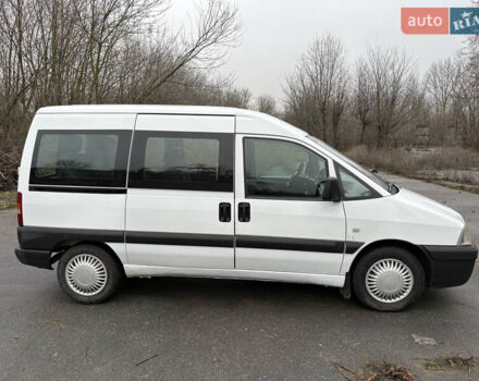 Білий Пежо Експерт вант.-пас., об'ємом двигуна 2 л та пробігом 319 тис. км за 3700 $, фото 2 на Automoto.ua