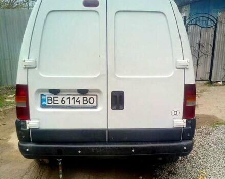 Белый Пежо Эксперт груз.-пасс., объемом двигателя 1.9 л и пробегом 340 тыс. км за 4000 $, фото 2 на Automoto.ua