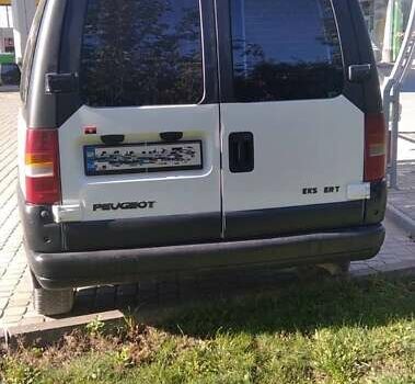 Белый Пежо Эксперт груз.-пасс., объемом двигателя 1.9 л и пробегом 355 тыс. км за 6500 $, фото 7 на Automoto.ua