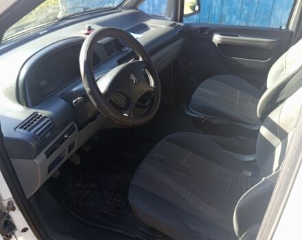 Белый Пежо Эксперт груз.-пасс., объемом двигателя 2 л и пробегом 100 тыс. км за 2600 $, фото 3 на Automoto.ua