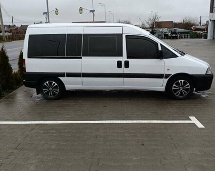 Белый Пежо Эксперт груз.-пасс., объемом двигателя 2 л и пробегом 268 тыс. км за 5600 $, фото 2 на Automoto.ua