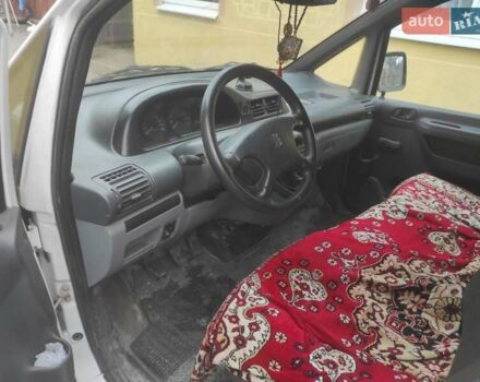 Белый Пежо Эксперт груз.-пасс., объемом двигателя 2 л и пробегом 336 тыс. км за 4900 $, фото 2 на Automoto.ua