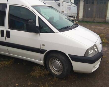 Пежо Эксперт груз.-пасс. 2005 в Лубнах на Automoto.ua Белый Пежо Эксперт груз.-пасс., объемом двигателя 2 л и пробегом 315 тыс. км за 3100 $, фото 1 на Automoto.ua