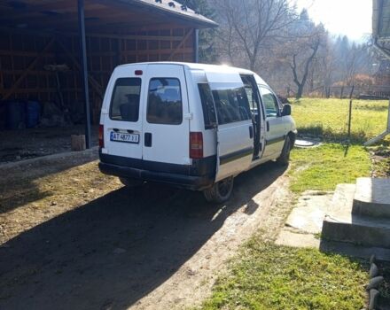 Белый Пежо Эксперт груз.-пасс., объемом двигателя 2 л и пробегом 100 тыс. км за 2600 $, фото 2 на Automoto.ua