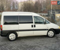 Белый Пежо Эксперт груз.-пасс., объемом двигателя 2 л и пробегом 337 тыс. км за 3950 $, фото 3 на Automoto.ua