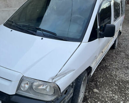 Белый Пежо Эксперт груз.-пасс., объемом двигателя 2 л и пробегом 311 тыс. км за 3000 $, фото 2 на Automoto.ua
