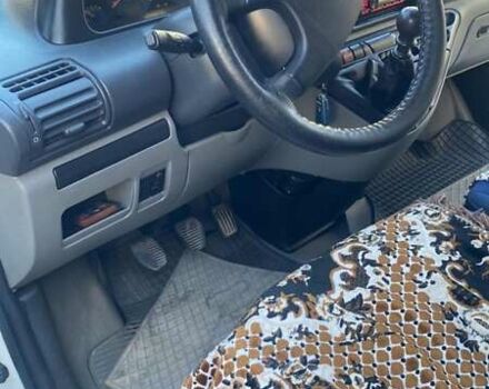 Пежо Эксперт груз.-пасс. 2006 в Дубно на Automoto.ua Белый Пежо Эксперт груз.-пасс., объемом двигателя 2 л и пробегом 237 тыс. км за 5700 $, фото 6 на Automoto.ua