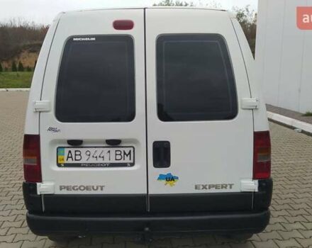 Пежо Эксперт груз.-пасс. 2006 в Калиновке на Automoto.ua Белый Пежо Эксперт груз.-пасс., объемом двигателя 1.87 л и пробегом 450 тыс. км за 4600 $, фото 6 на Automoto.ua