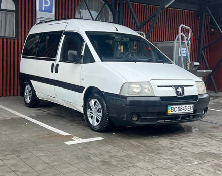 Белый Пежо Эксперт груз.-пасс., объемом двигателя 2 л и пробегом 220 тыс. км за 4600 $, фото 1 на Automoto.ua
